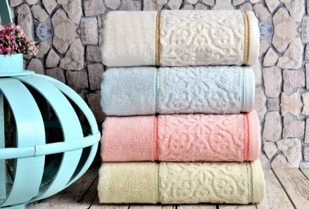 Rasfatul culorilor in pastel si reduceri de pana la 40% la textilele de baie vivre.ro